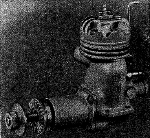Рис. 69. Калильный двигатель второй категории МКС-10л (с литым блоком, серийный)
